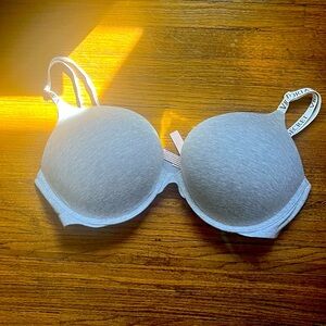 Victoria’s Secret Push up Bra